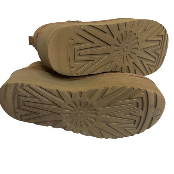 UGG Boots Womens Size 9 Brown Suede Shearling Platform Ankle Cozy - Picture 6 of 9